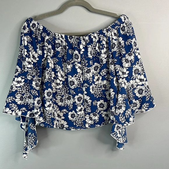 STREETWEAR SOCIETY Floral Print Off The Shoulder Top Blue White Flutter Sleeve S - Picture 6 of 9